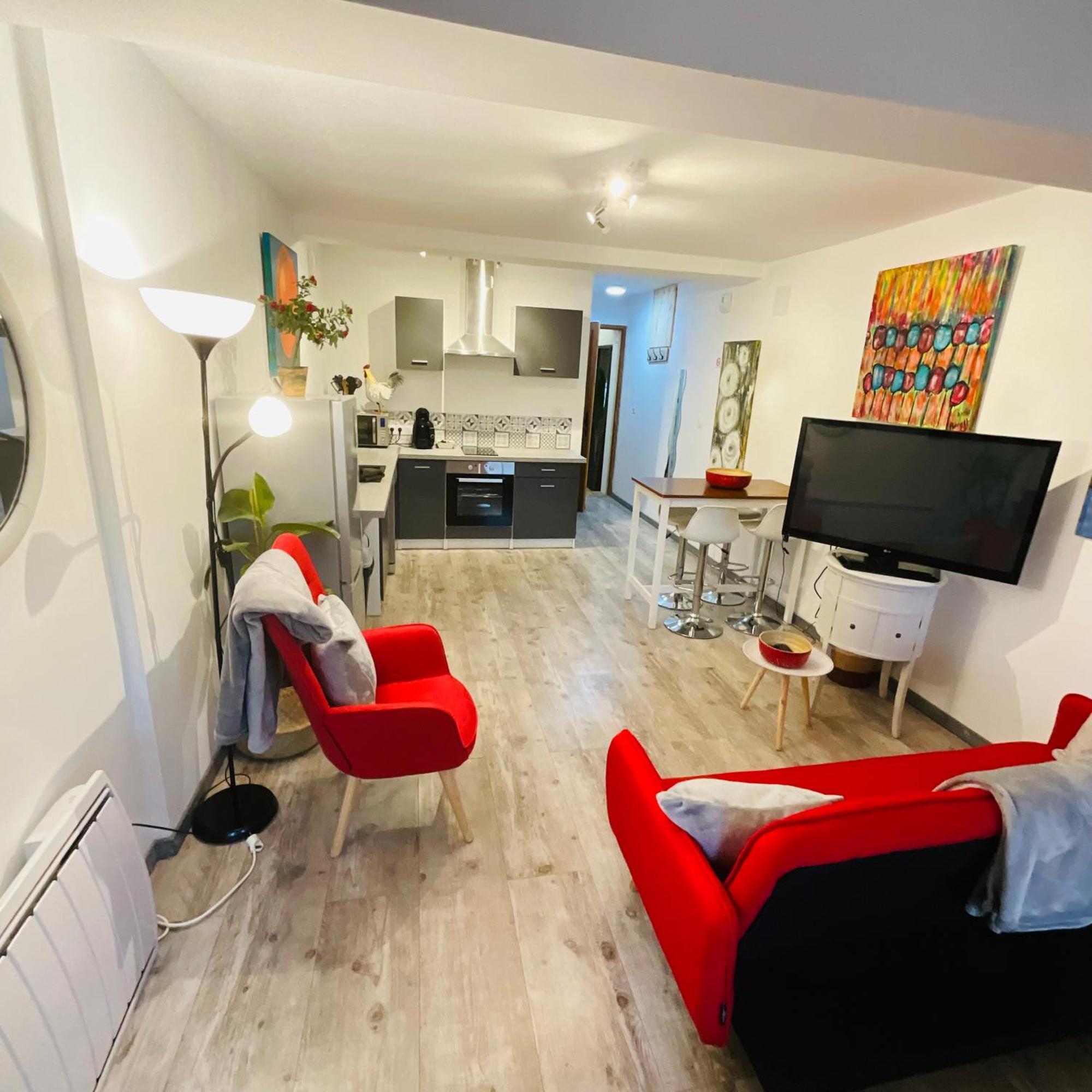 Hote Labyrinthe Lit 180 Cm Salle De Bain, Petit Dej Compris Mirepoix  Exteriér fotografie
