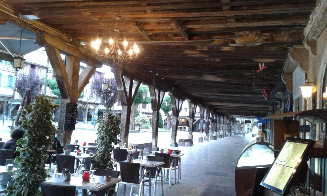 Hote Labyrinthe Lit 180 Cm Salle De Bain, Petit Dej Compris Mirepoix  Exteriér fotografie